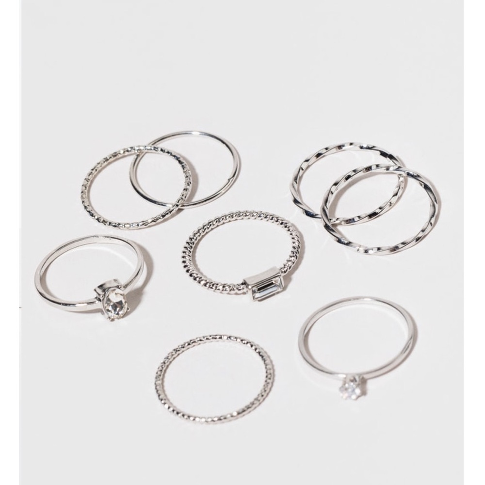 Francesca’s Ring Stacking Set